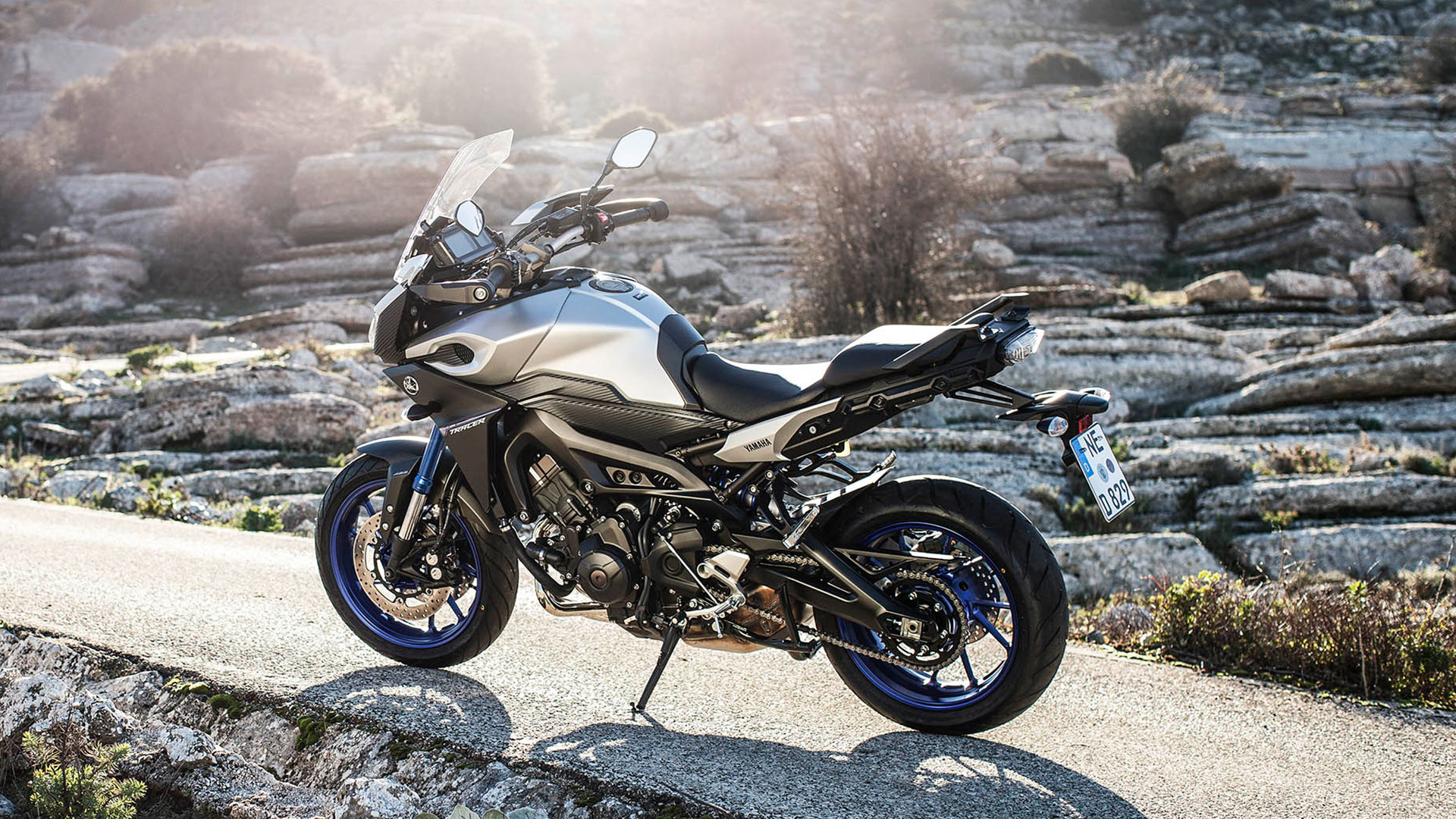 Yamaha MT-09 Tracer (2013 - ) review | Autotrader